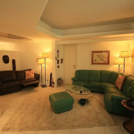 Апартамент Cozy Flat