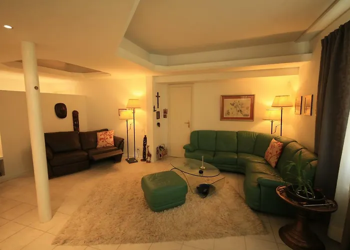 アパート Cozy Flat